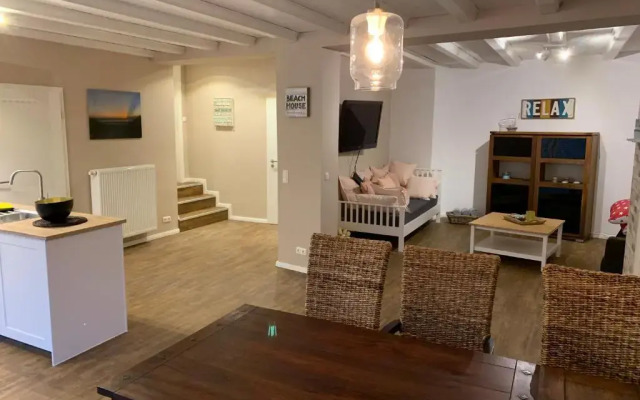Ferienwohnung Arp Beach House mit Terrasse und Parkplatz