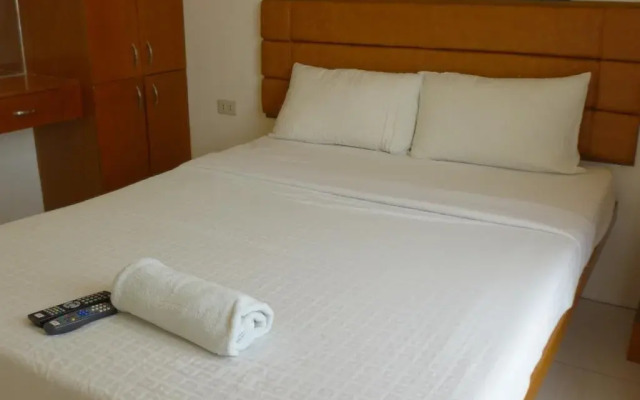 Rozen Suites Paradise