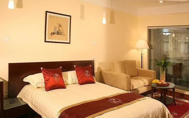 Dingtian Ruili Service Apt