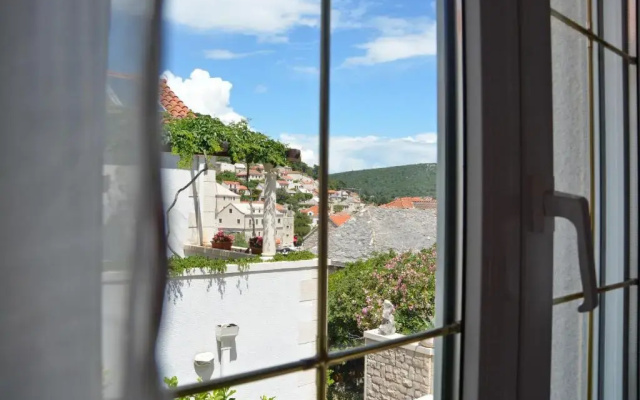 Apartment Mladinic Brac