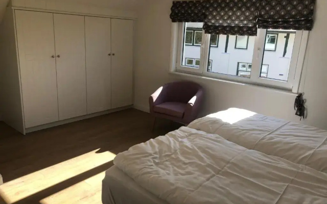 Haus 1