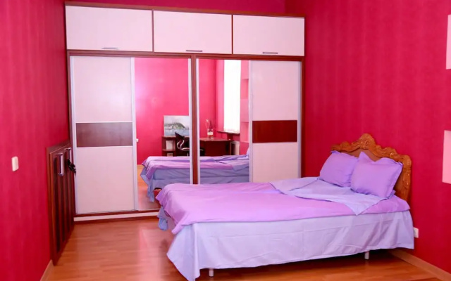 Amiryan Apart &Tours