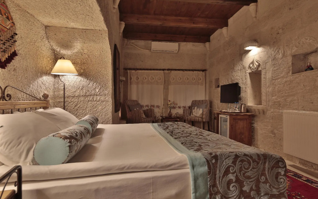 Tekkaya Cave Hotel