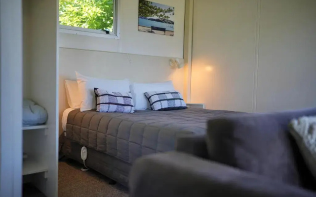 Akaroa Top 10 Holiday Park