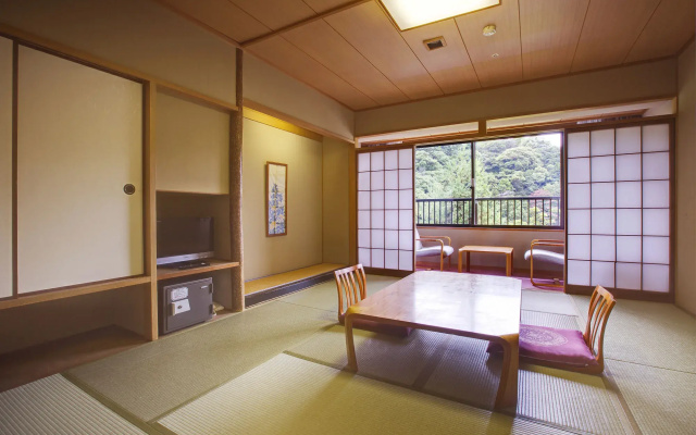 Отель Miyajima MorinoYado Inn