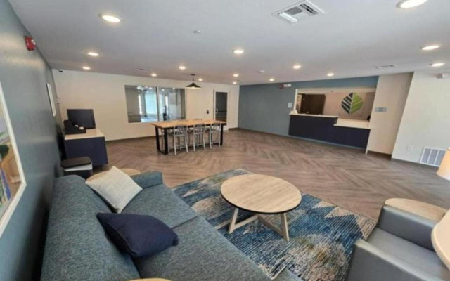 WoodSpring Suites Jackson Hub City