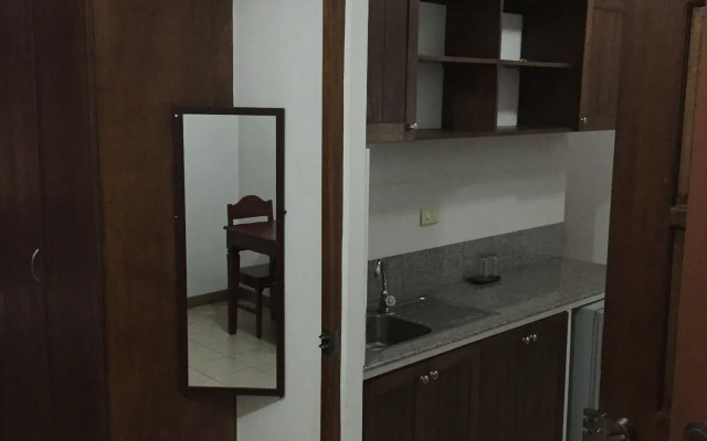 Isabelle Garden Hotel & Suites