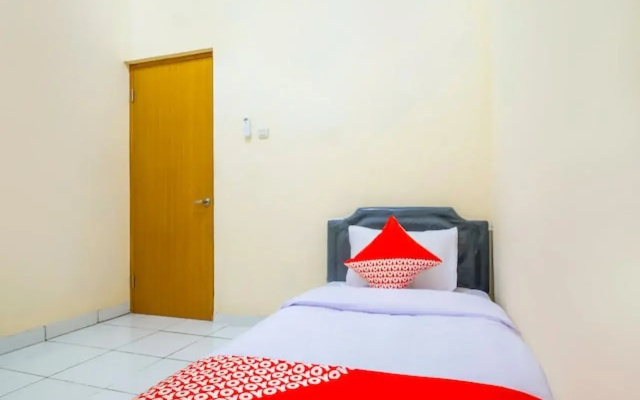 Hotel O Syariah Tasikmalaya Near Universitas Siliwangi Formerly Siliwangi Guest House