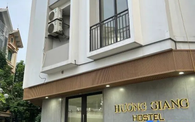 Huong Giang Hostel