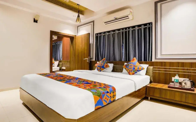 FabHotel Kiara Govind Park