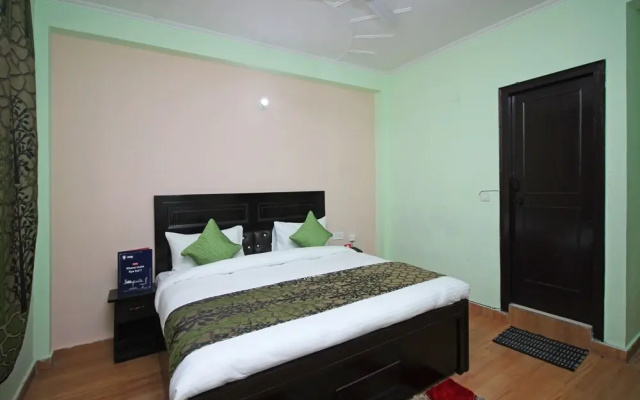OYO 8987 HD View Point