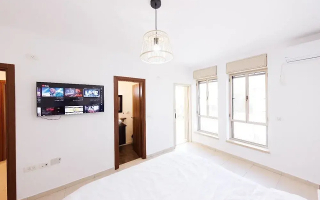 HaSharon Tranquil Villa by Sea N' Rent