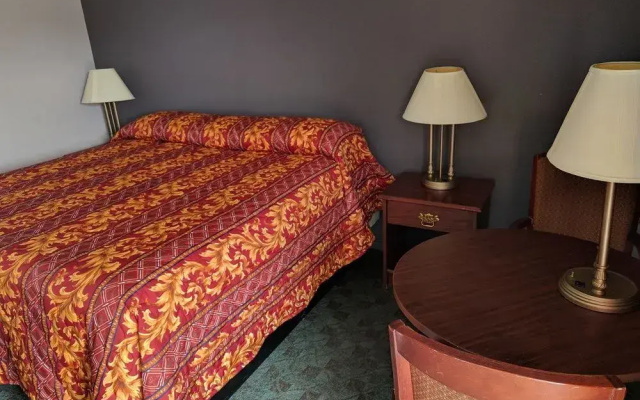 Budget Inn & Suites