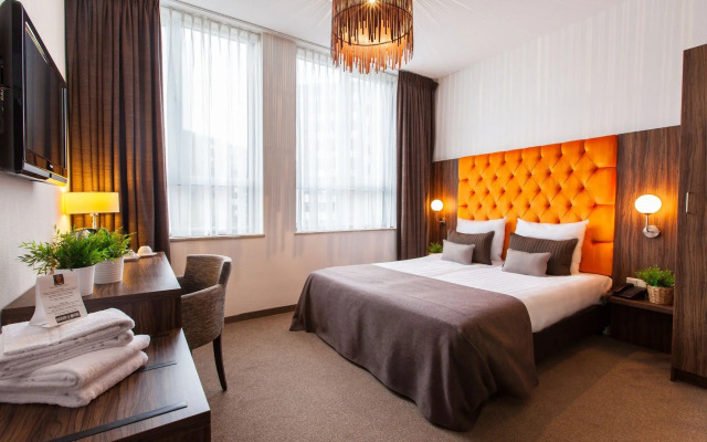 Hotel La Reine