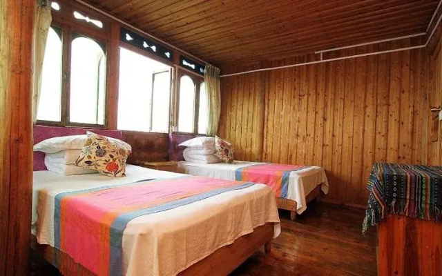 Longsheng Golden Dragon Country Villa