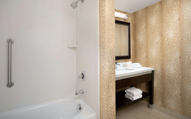 Hampton Inn & Suites Alpharetta