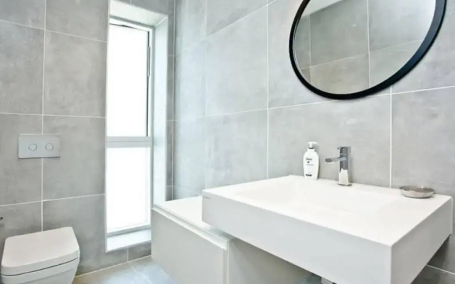 Fistral Two Bed Apartment in Pentire