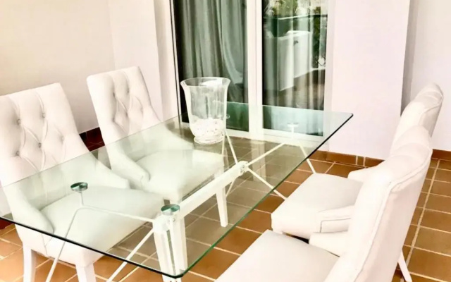 Mi Capricho 9F Beachfront Complex - Apartment Beachside - Costa del Sol