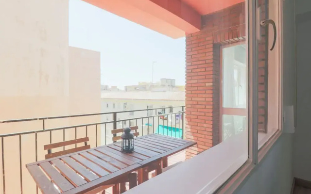 Brrand New 3 Bedroom Apartment By The Center