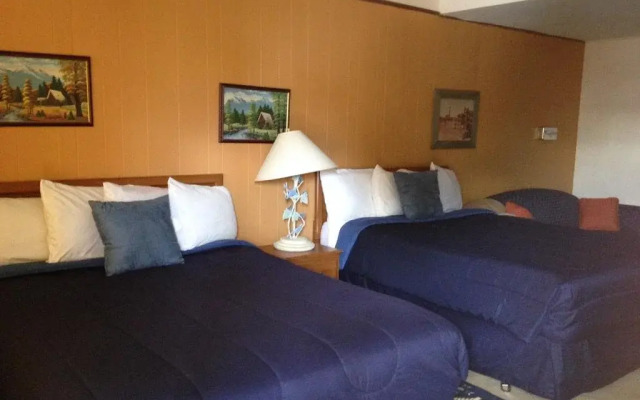 Holiday Motel