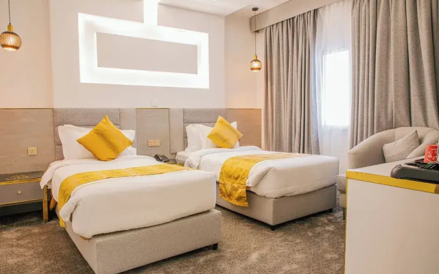 Dan  Hotel