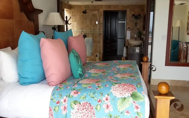 Hacienda Residences, Private 3-bedroom Villa