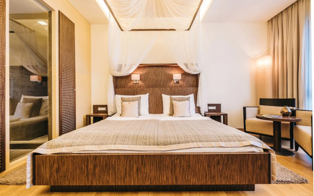St. Martins Therme & Lodge