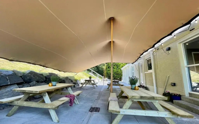 Rostrevor Mountain Lodge & Glamping (Dog Friendly)