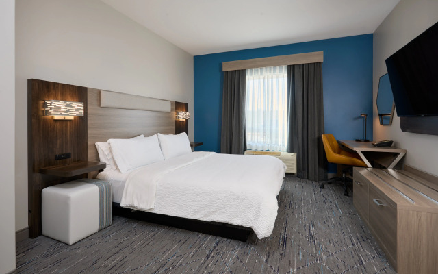 Holiday Inn Express Hotel & Suites SWIFT CURRENT by IHG