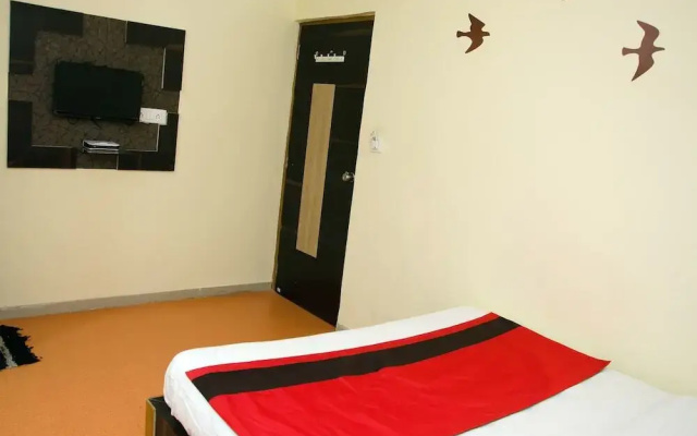 OYO Rooms Prahlad Nagar Garden 3