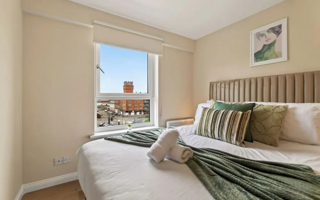 Stylish 2 Bed  2 Bathrooms Free Parking