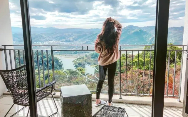 Nature View Hotel