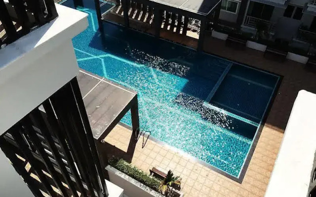 The Contrast Condo