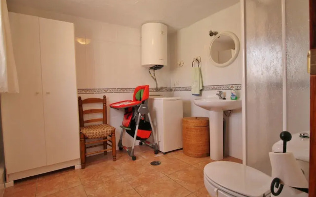 1038 Villa Cruz
