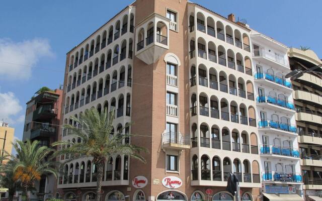 Отель Apartamentos Rosanna вид на фасад