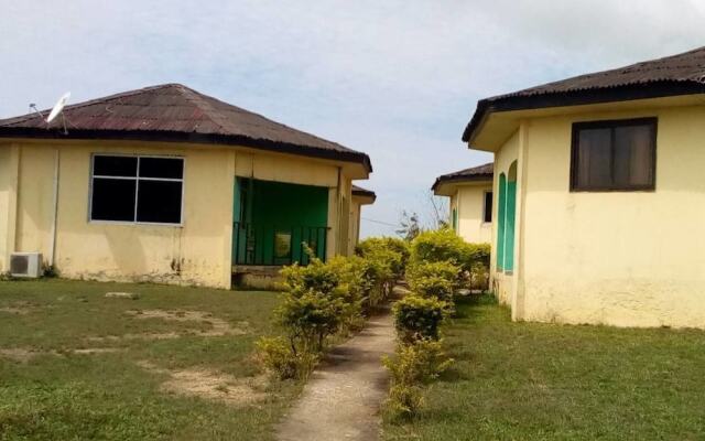 Отель Abuesi Beach Resort вид на фасад