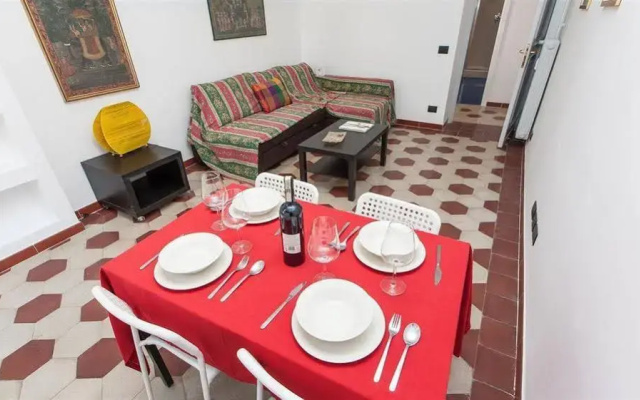 Bodoni Apartment