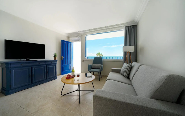 Отель BLUESEA Los Cocoteros
