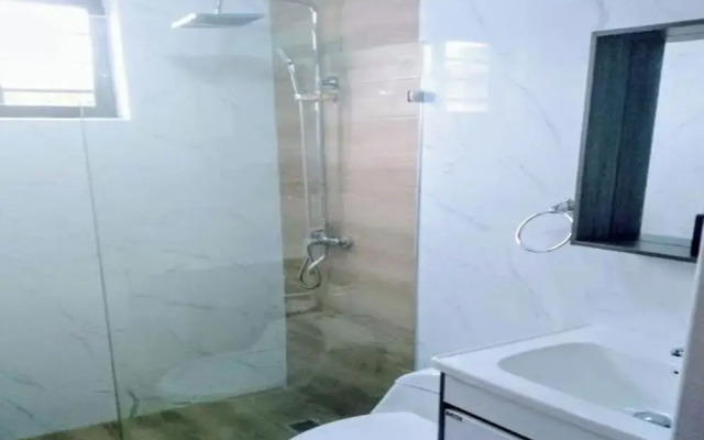 Hermoso Apartamento de Tres Habitaciones