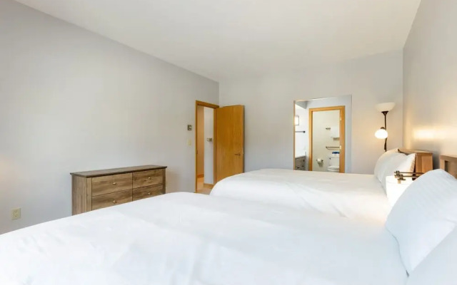 2705 Chateaux DMont