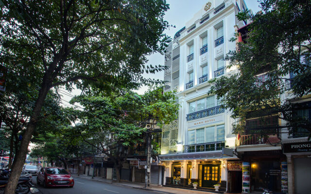 Maro Hotel вид на фасад