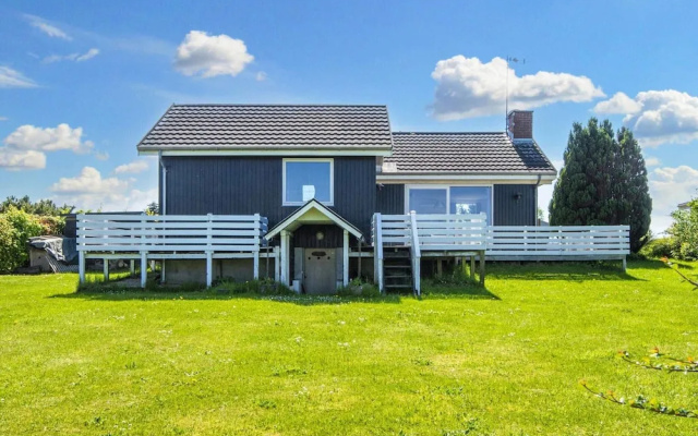 6 Person Holiday Home in Glesborg