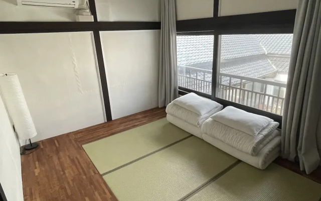 Hwadam Inn - Hostel