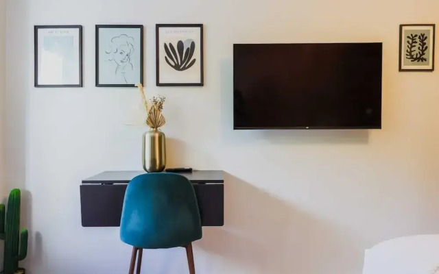 Modern "green Suites" Residence - Meudon/velizy