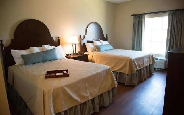 Chateau Saint Denis Hotel