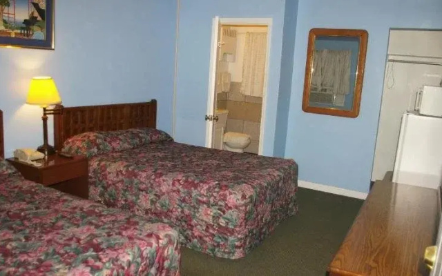 Kenwood Motel