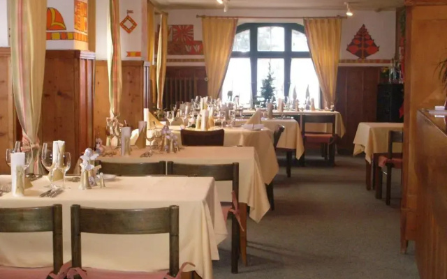 Hotel Danis