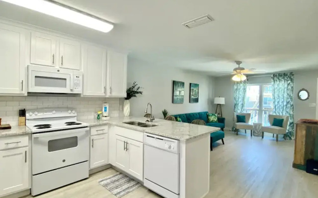 Sand Dollar Condo by ALBVR