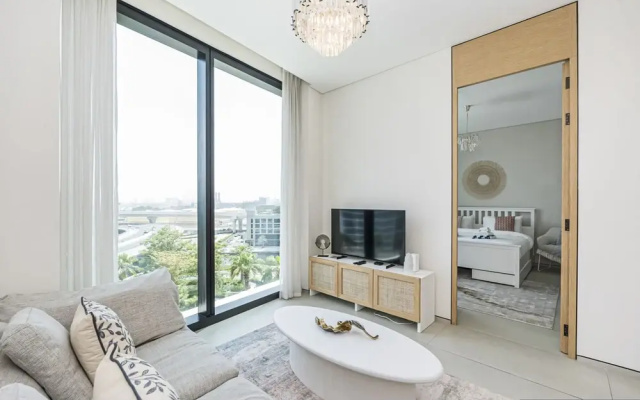 Luxury at JBR Jumeirah Gate Tower 1