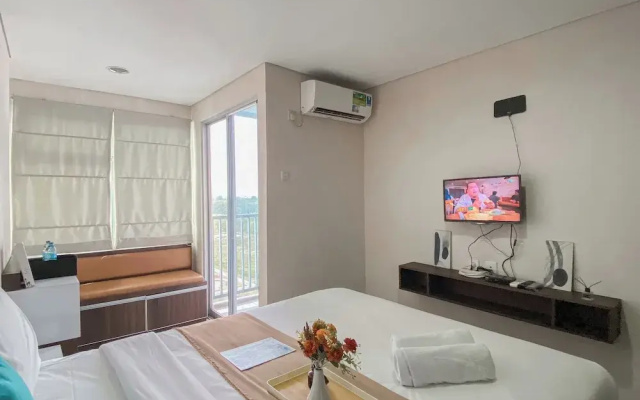 Cozy And Comfort Living Studio At Enviro Apartment